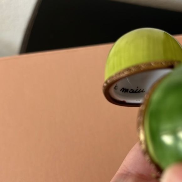 Limoges Acorn Ladybug w Leaf Peint Main Trinket Pill Box - Picture 11 of 12